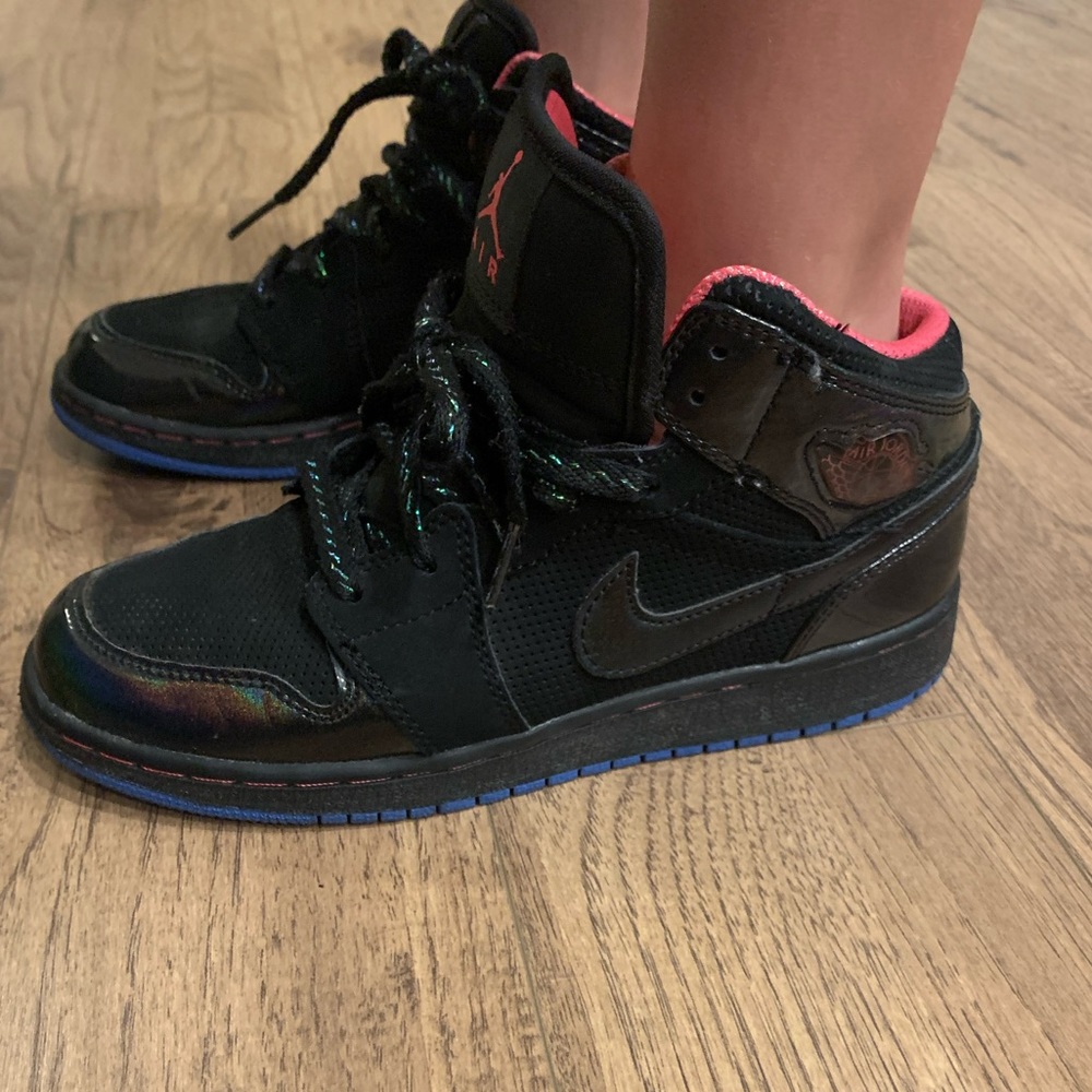 Kids Jordan’s 1s
